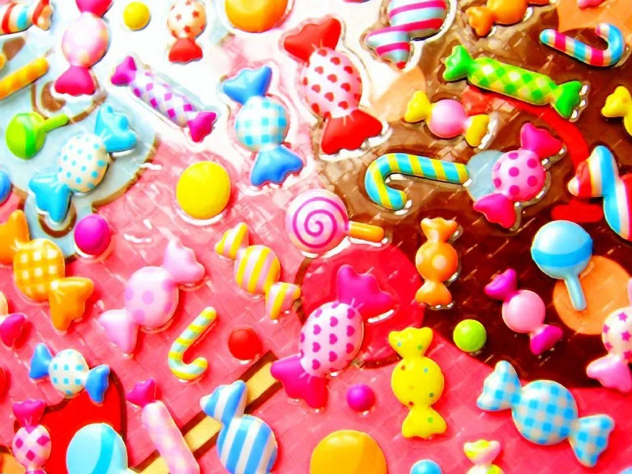 Sweet Candy Jigsaw Puzzle Game